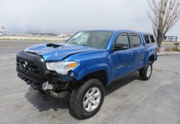 2017 Toyota Tacoma - Image 3