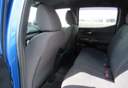 2017 Toyota Tacoma - Image 33