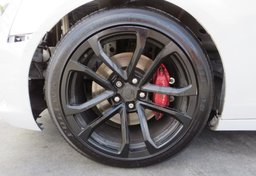 2014 Chevrolet Camaro - Image 17