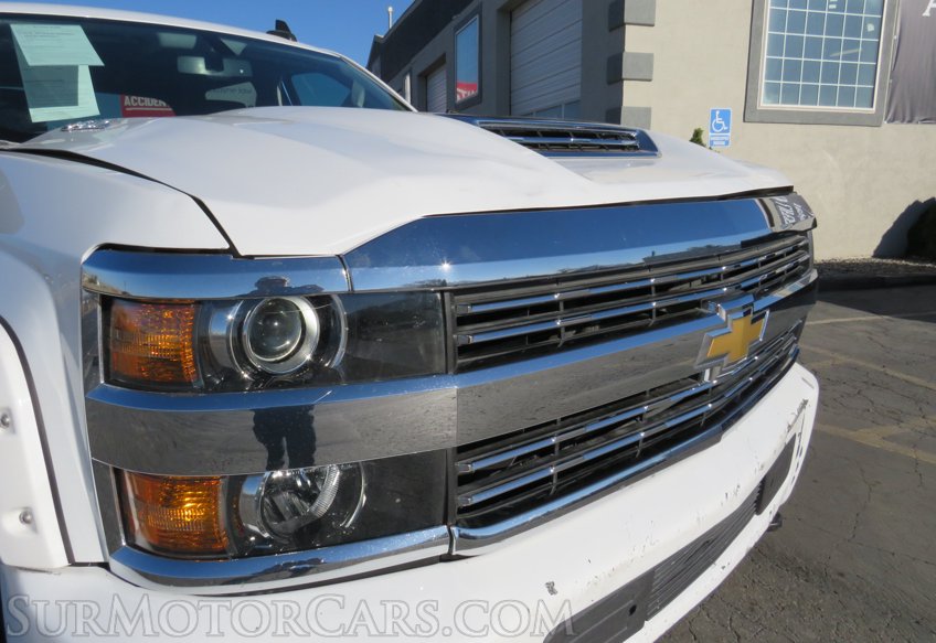 2017 Chevrolet Silverado 2500HD - Image 18