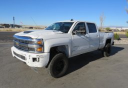 2017 Chevrolet Silverado 2500HD - Image 4