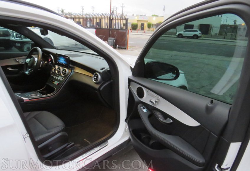 2022 Mercedes-Benz GLC - Image 21