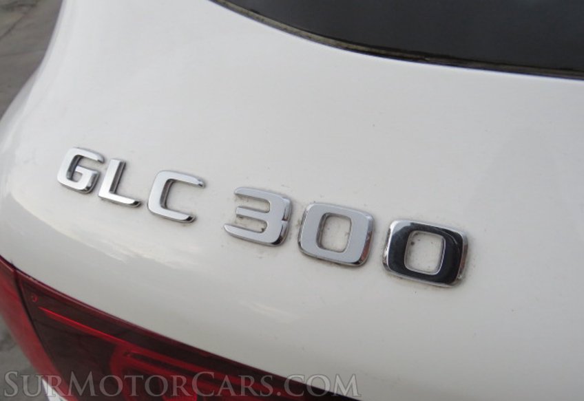 2022 Mercedes-Benz GLC - Image 17