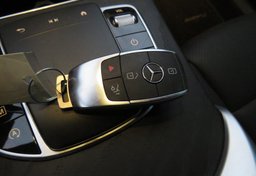 2022 Mercedes-Benz GLC - Image 42