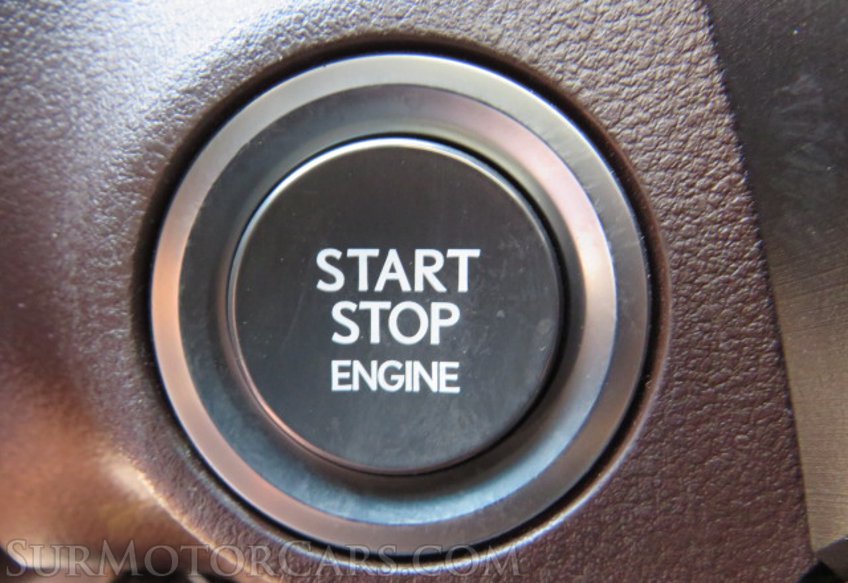 2020 Lexus ES - Image 34