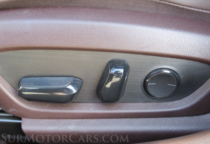 2020 Lexus ES - Image 38