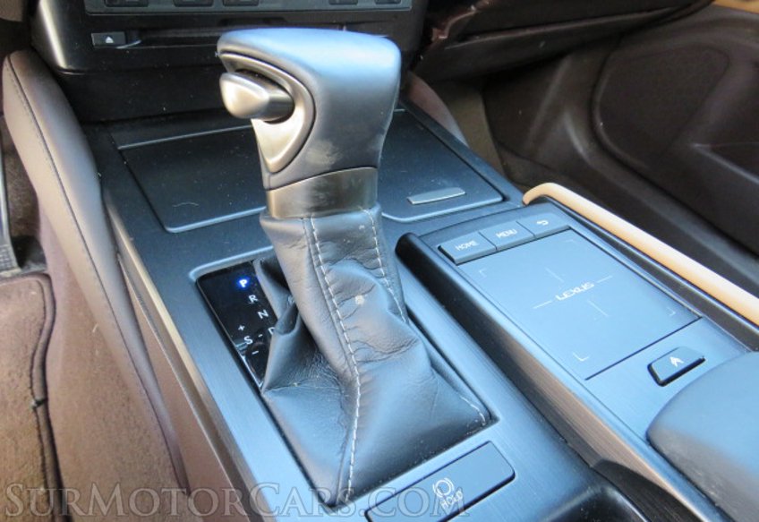 2020 Lexus ES - Image 46