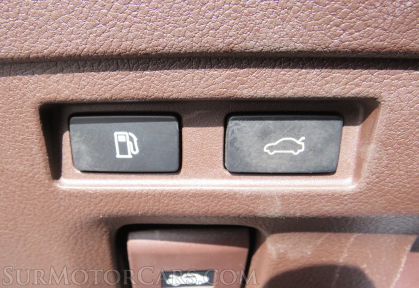 2020 Lexus ES - Image 37