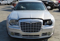 2007 Chrysler 300 - Image 9