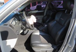 2007 Chrysler 300 - Image 21