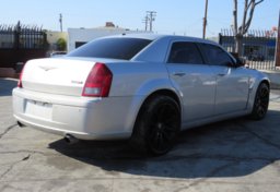 2007 Chrysler 300 - Image 7