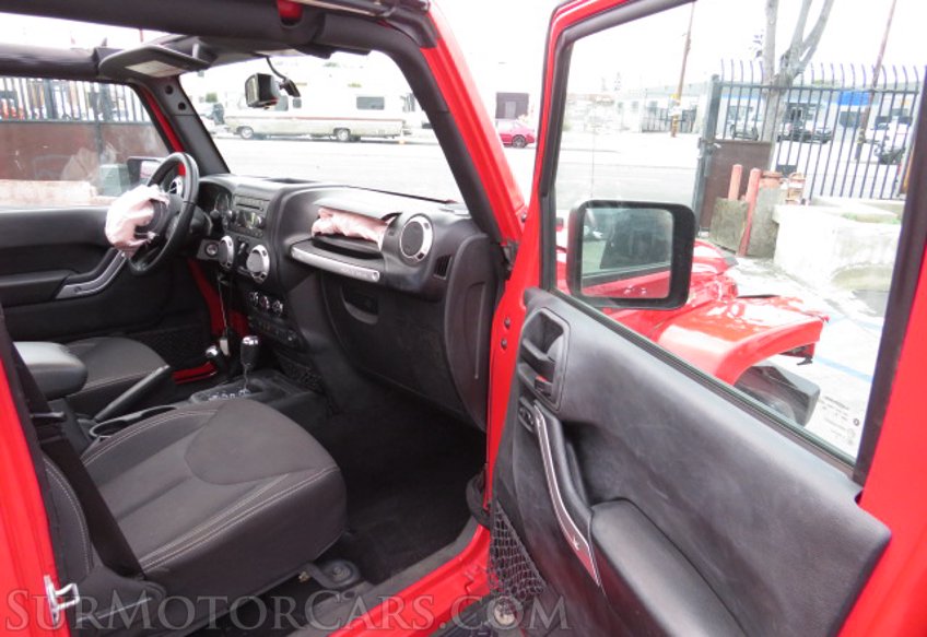 2018 Jeep Wrangler JK Unlimited - Image 19