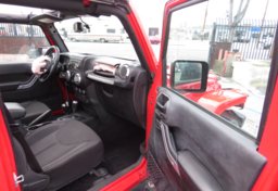 2018 Jeep Wrangler JK Unlimited - Image 19