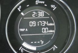 2016 Honda HR-V - Image 30