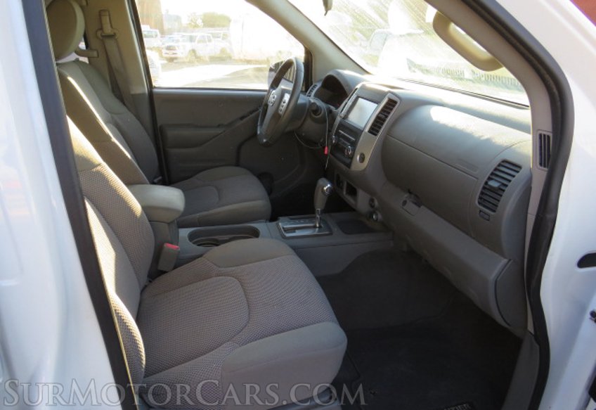 2019 Nissan Frontier - Image 18