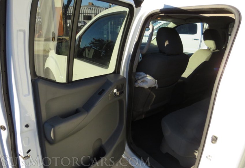 2019 Nissan Frontier - Image 21