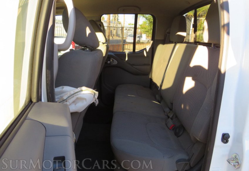 2019 Nissan Frontier - Image 23