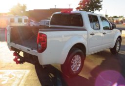 2019 Nissan Frontier - Image 6
