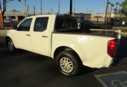 2019 Nissan Frontier - Image 5