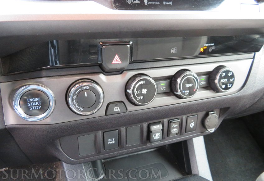 2018 Toyota Tacoma - Image 31