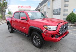 2018 Toyota Tacoma - Image 4