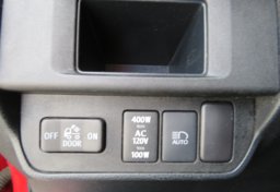 2018 Toyota Tacoma - Image 42