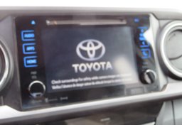 2018 Toyota Tacoma - Image 32