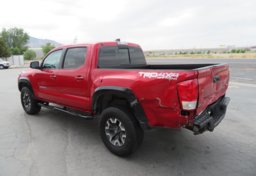 2018 Toyota Tacoma - Image 7