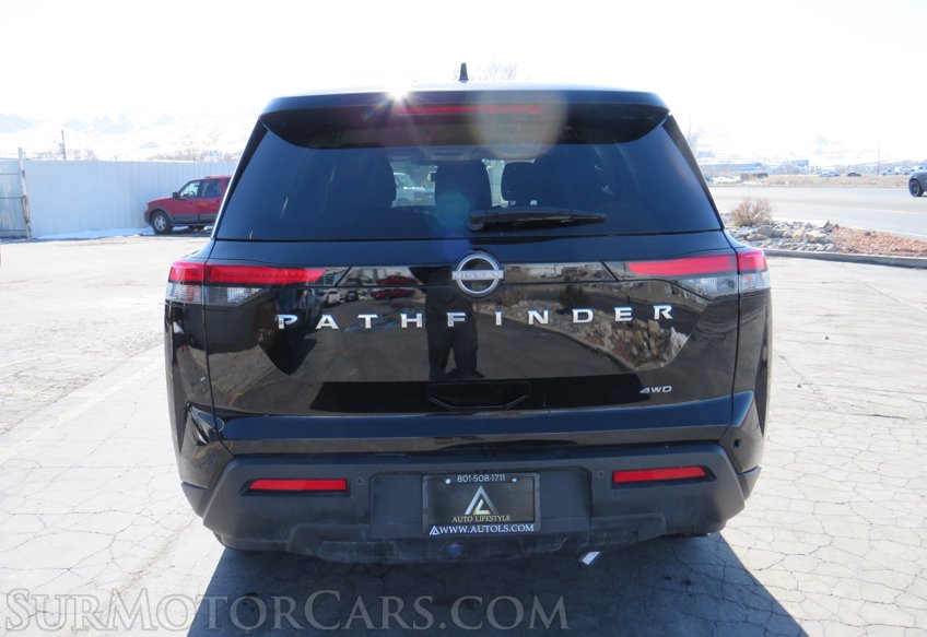 2022 Nissan Pathfinder - Image 8