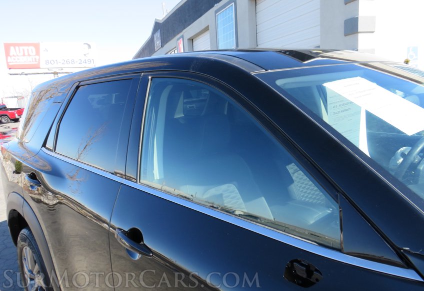 2022 Nissan Pathfinder - Image 13