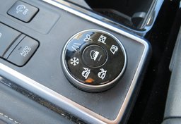 2022 Nissan Pathfinder - Image 37