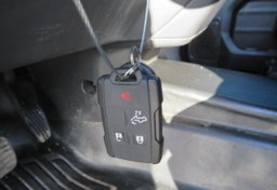 2020 GMC Sierra 1500 - Image 40