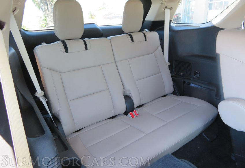 2020 Ford Explorer - Image 32