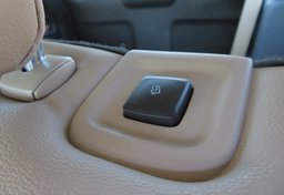 2020 Ford Explorer - Image 52