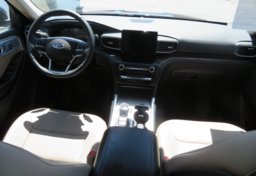 2020 Ford Explorer - Image 24