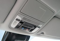 2017 Acura MDX - Image 38