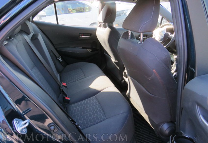 2020 Toyota Corolla Hatchback - Image 32