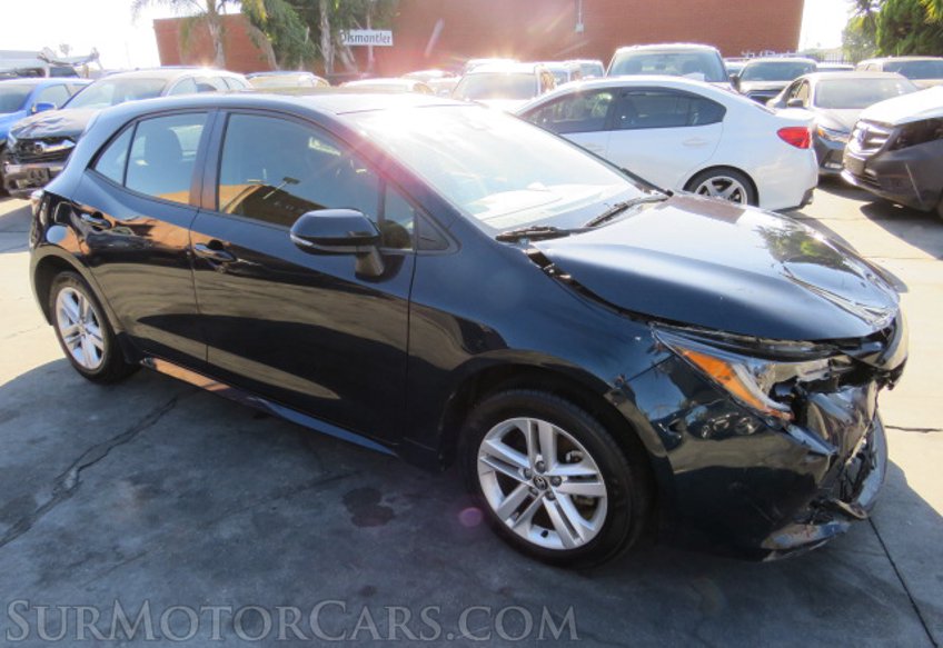 2020 Toyota Corolla Hatchback - Image 2