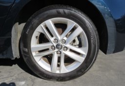 2020 Toyota Corolla Hatchback - Image 20