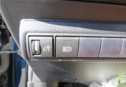 2020 Toyota Corolla Hatchback - Image 39