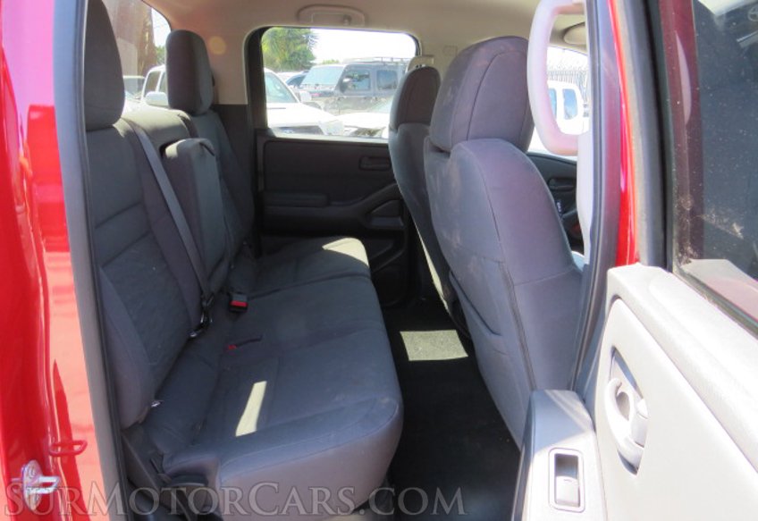 2022 Nissan Frontier - Image 28