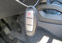 2022 Nissan Frontier - Image 36