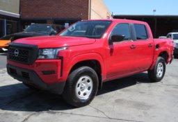 2022 Nissan Frontier - Image 4