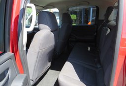 2022 Nissan Frontier - Image 29