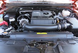 2022 Nissan Frontier - Image 51