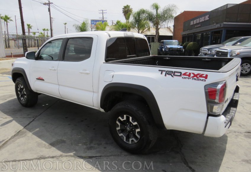 2020 Toyota Tacoma 4WD - Image 5