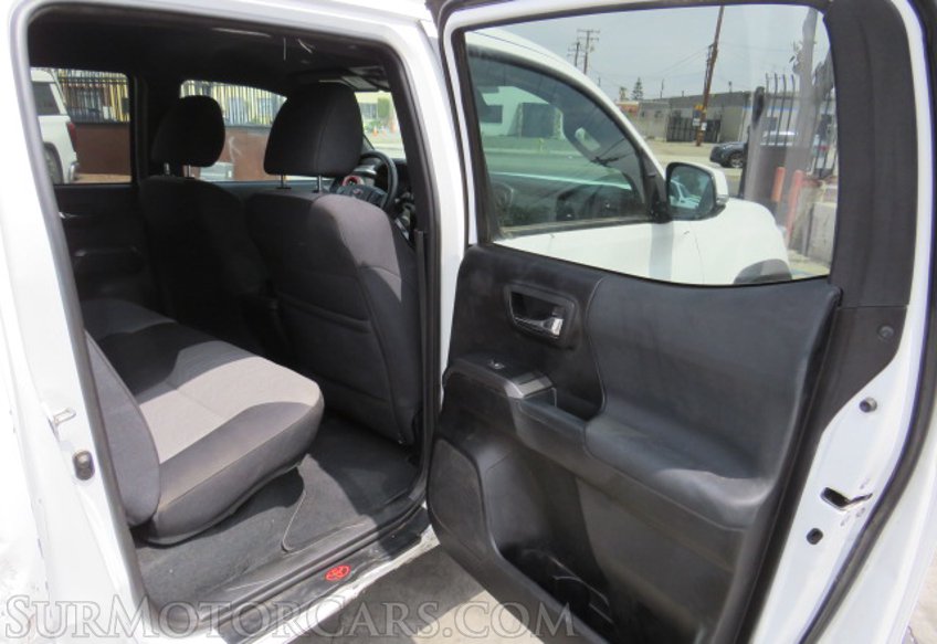 2020 Toyota Tacoma 4WD - Image 28