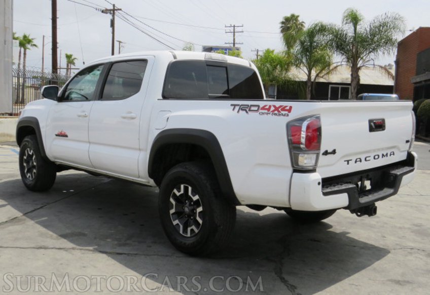 2020 Toyota Tacoma 4WD - Image 7