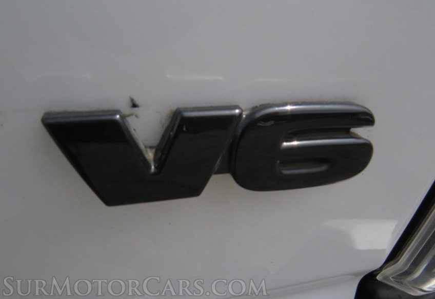 2020 Toyota Tacoma 4WD - Image 21