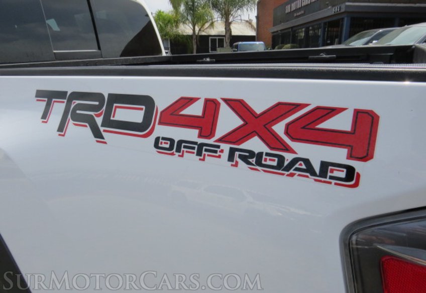 2020 Toyota Tacoma 4WD - Image 23